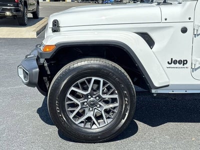 2025 Jeep Wrangler Sahara