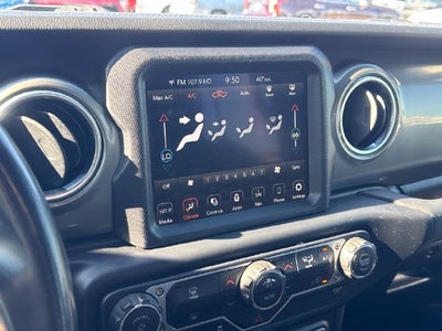 2022 Jeep Gladiator Overland