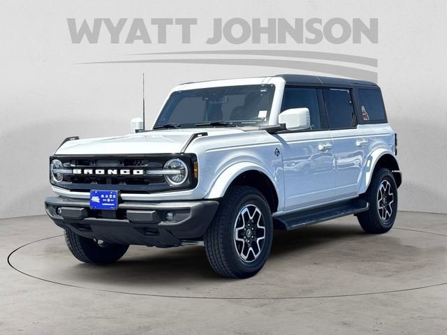 2025 Ford Bronco Outer Banks 4x4's photo