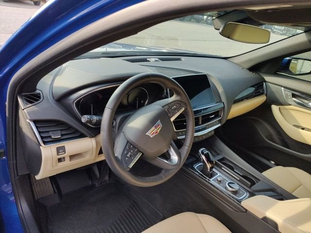 2022 Cadillac CT5 Premium Luxury