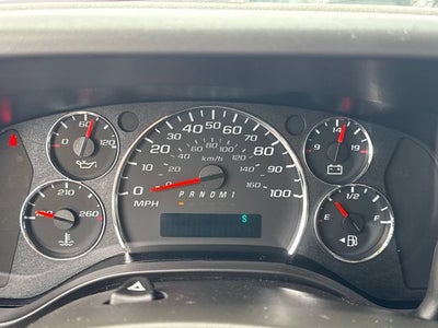 2025 Chevrolet Express Passenger 1LT