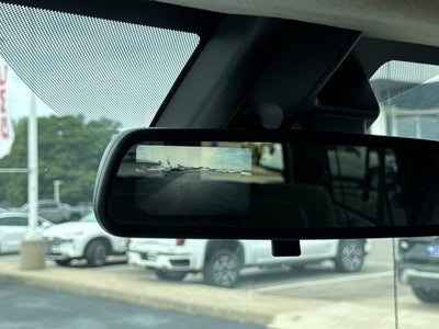 2025 Chevrolet Express Passenger 1LT