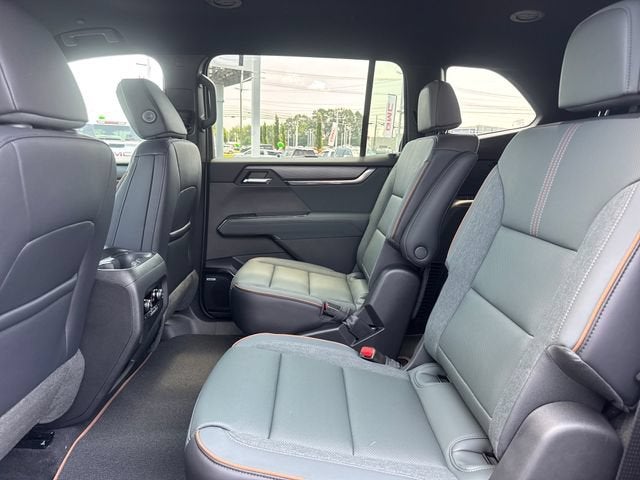 2027 GMC Acadia AT4