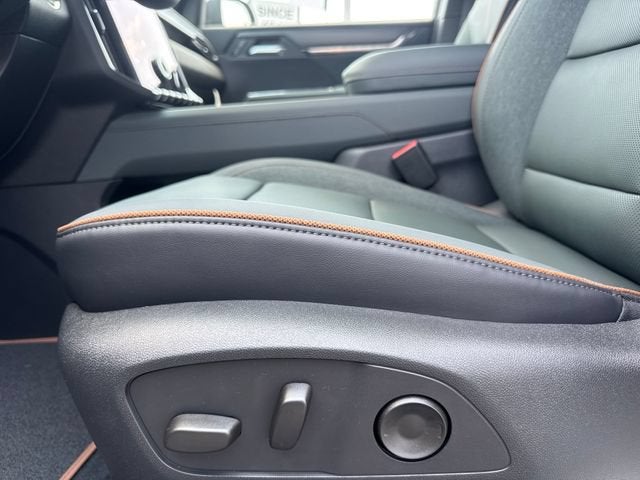2027 GMC Acadia AT4