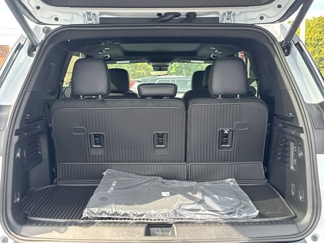 2027 GMC Acadia Denali