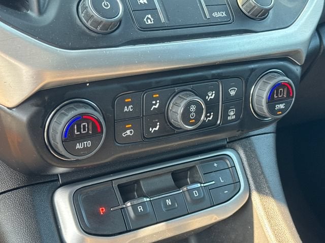 2022 GMC Acadia SLE