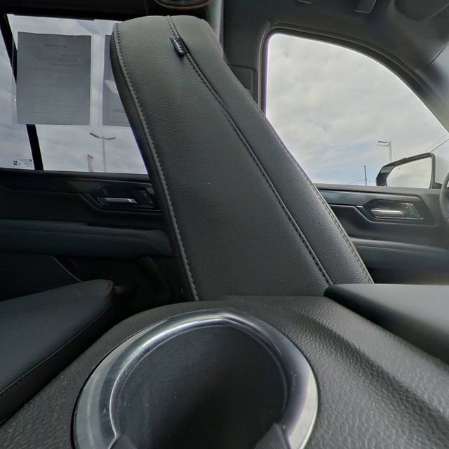 2025 GMC Yukon AT4