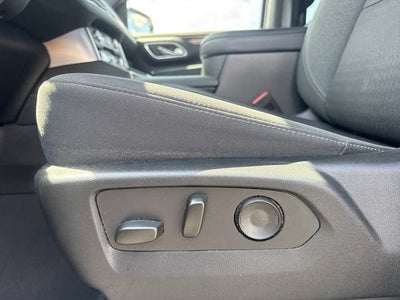 2023 GMC Yukon XL SLE