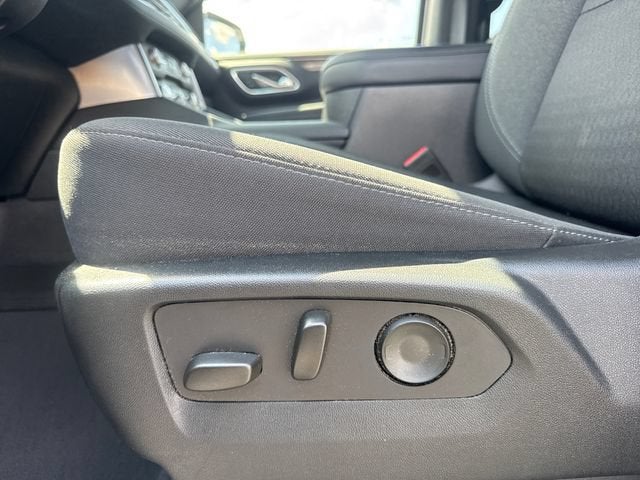 2023 GMC Yukon XL SLE