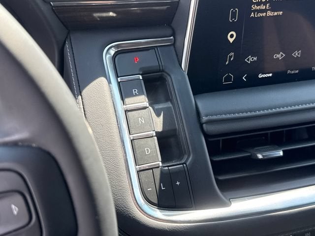 2023 GMC Yukon XL SLE