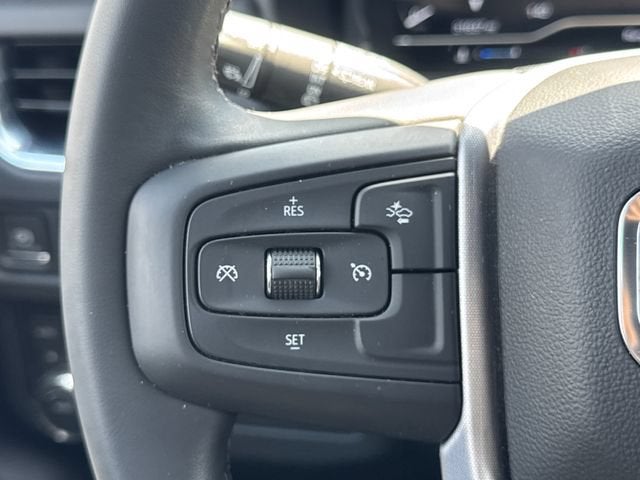 2023 GMC Yukon XL SLE