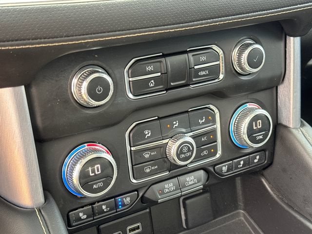 2023 GMC Yukon XL SLT