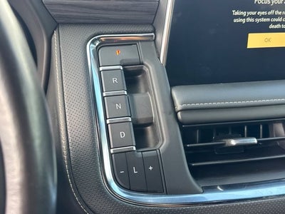 2022 GMC Yukon XL SLT