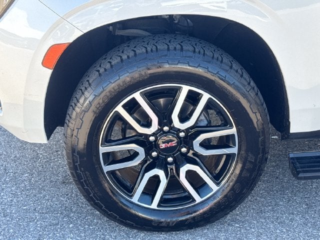 2021 GMC Yukon XL AT4