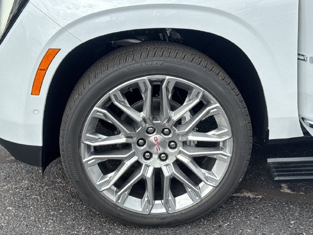 2027 GMC Yukon XL Denali - Photo 29