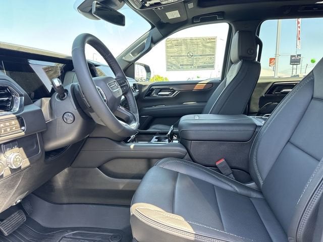 2026 GMC Yukon XL Denali - Photo 12