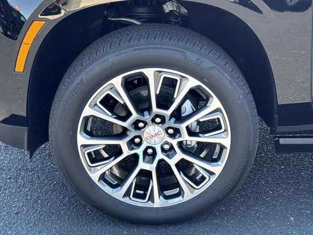 2026 GMC Yukon XL Denali - Photo 24