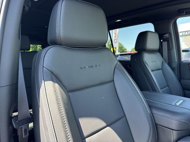 2026 GMC Yukon XL Denali - Photo 26