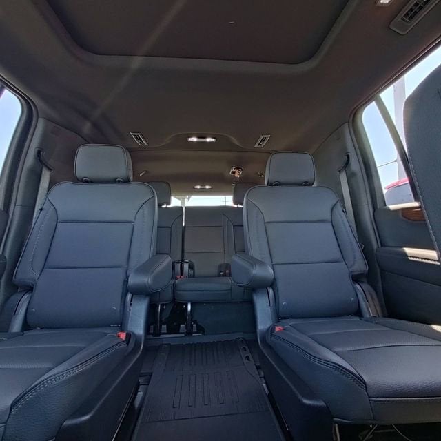 2026 GMC Yukon XL Denali - Photo 29