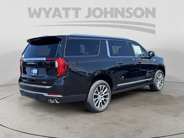 2026 GMC Yukon XL Denali - Photo 5