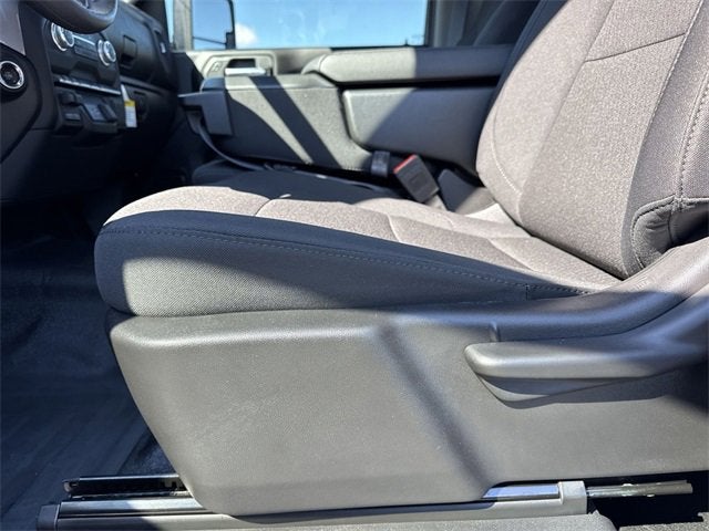 2025 GMC Sierra 2500 HD Pro