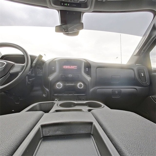 2024 GMC Sierra 2500 HD Pro