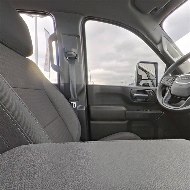 2024 GMC Sierra 2500 HD Pro