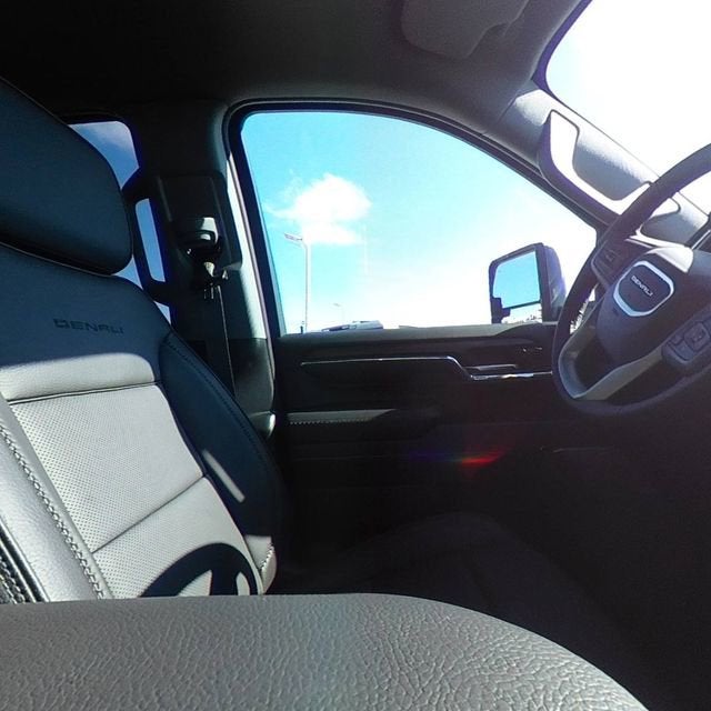 2024 GMC Sierra 2500 HD Denali