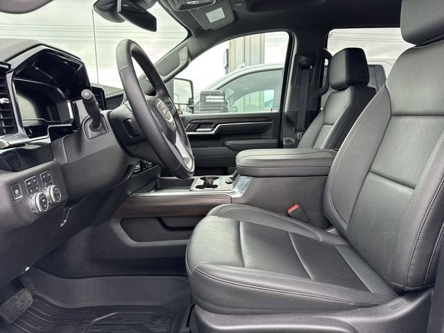 2025 GMC Sierra 2500 HD SLT