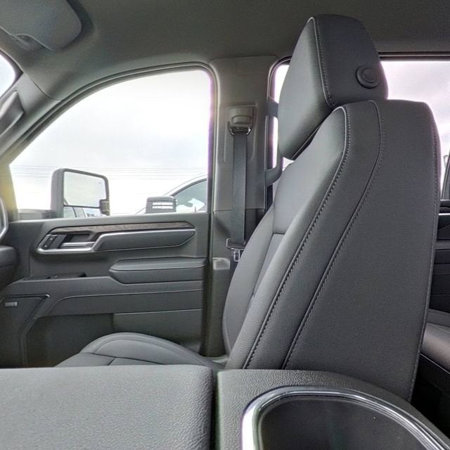 2025 GMC Sierra 2500 HD SLT