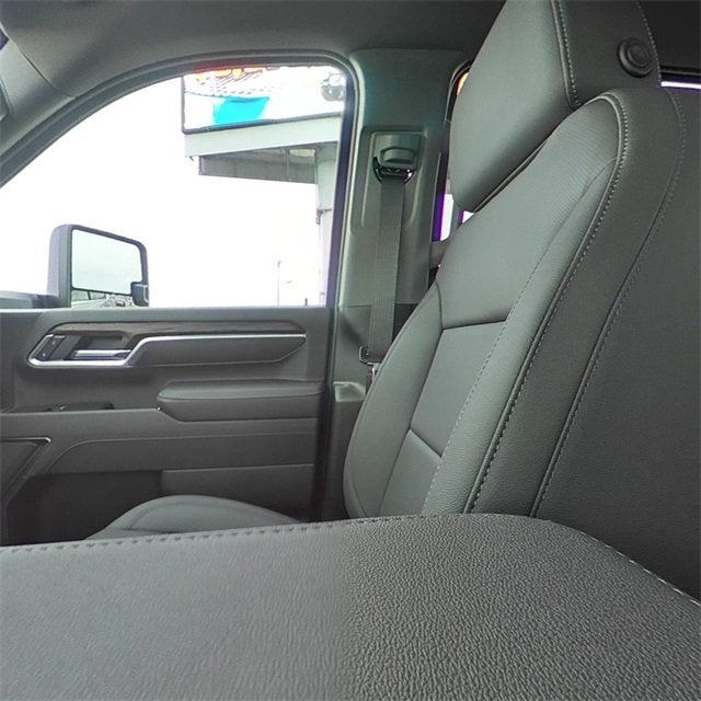 2025 GMC Sierra 2500 HD SLT