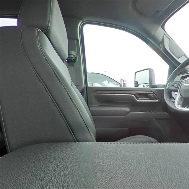 2025 GMC Sierra 2500 HD SLT