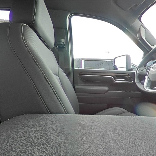 2025 GMC Sierra 2500 HD SLT