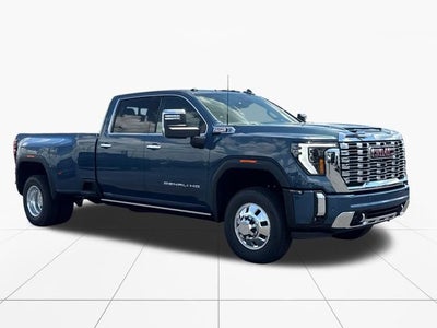 2026 GMC Sierra 3500 HD Denali DRW
