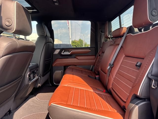 2026 GMC Sierra 3500 HD Denali Ultimate DRW
