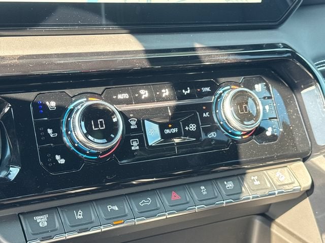 2026 GMC Sierra 2500HD AT4X - Photo 26