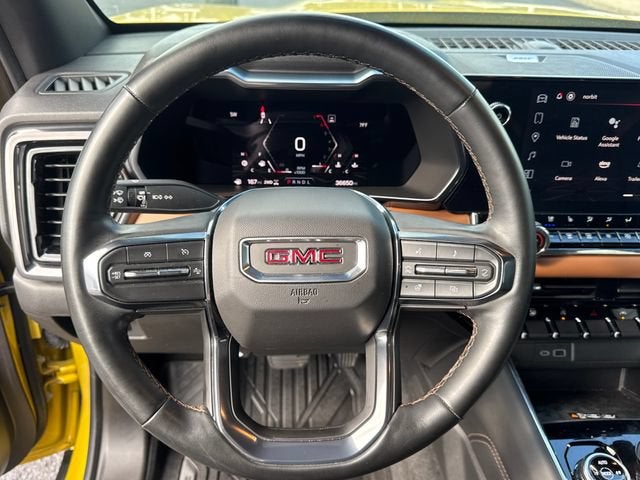 2023 GMC Canyon 4WD AT4
