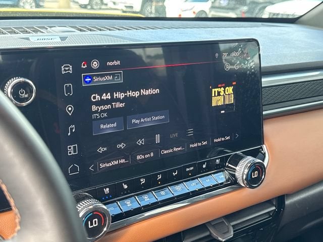 2023 GMC Canyon 4WD AT4