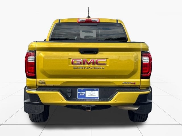 2023 GMC Canyon 4WD AT4