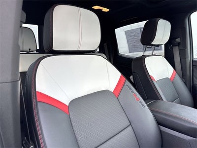 2024 GMC Canyon AT4X