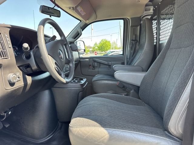 2023 GMC Savana Cargo 2500 Work Van