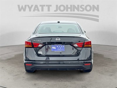 2025 Nissan Altima SV