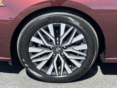 2025 Nissan Altima SV