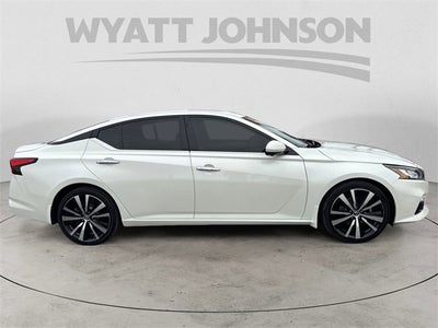 2020 Nissan Altima 2.5 Platinum