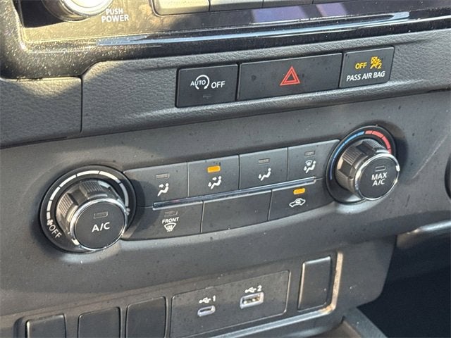 2024 Nissan Frontier SV