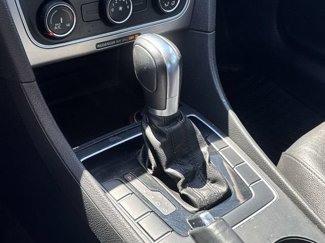 2015 Volkswagen Passat 1.8T S