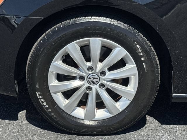 2015 Volkswagen Passat 1.8T S