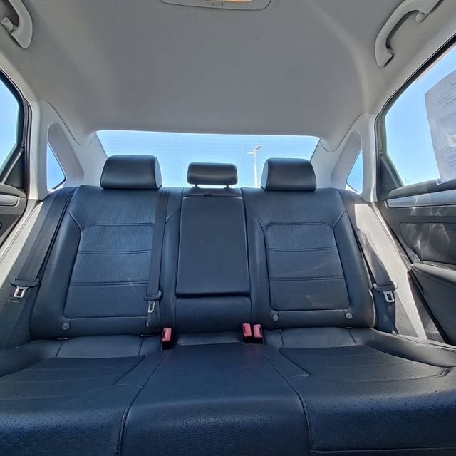 2015 Volkswagen Passat 1.8T S