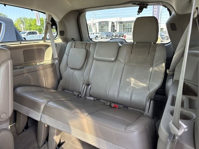 2015 Chrysler Town & Country Limited Platinum
