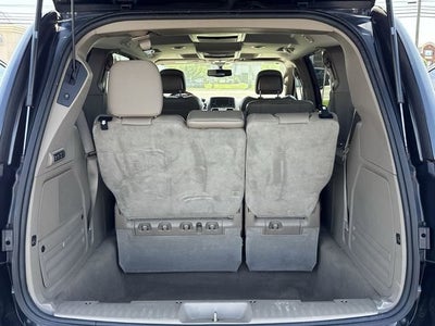2015 Chrysler Town & Country Limited Platinum